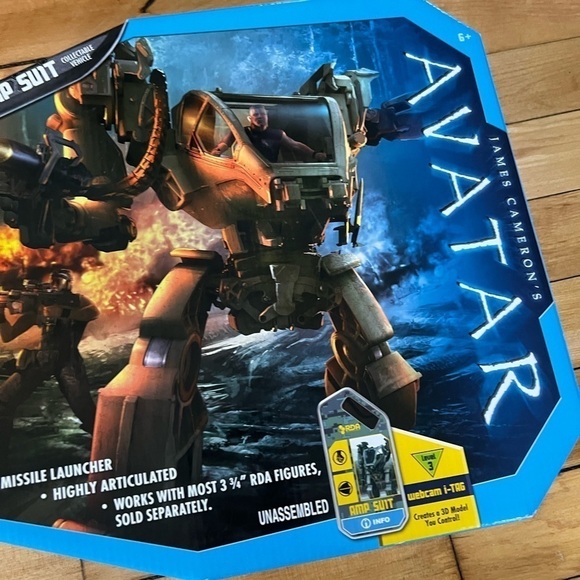 James Cameron's Avatar Combat Vehicle AMP Suit Action Figure Set Model NEW - Picture 3 of 10